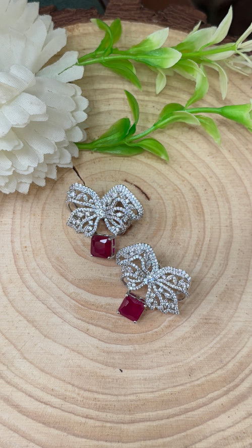 Bow Diamond Earring