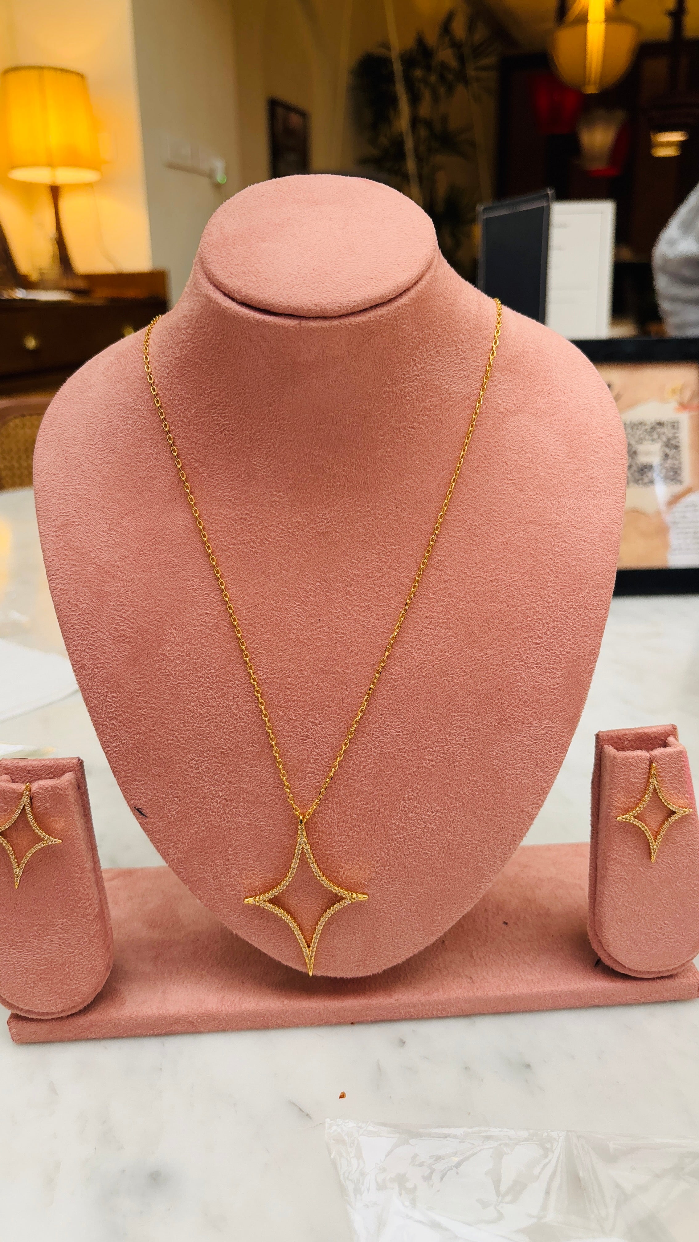 Star Shape Long Chain
